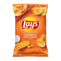 Lay's Cheddar & Sour Cream 6.5oz (184g) - 12CT